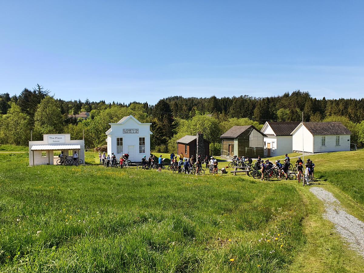 Skoleklasse besøker Utvandringssenteret