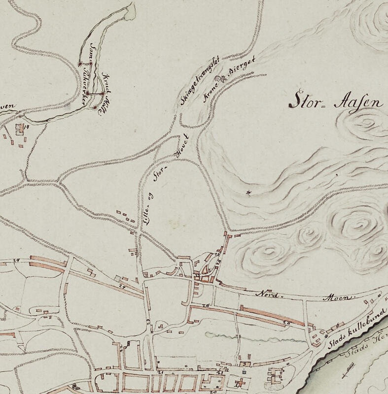 Utsnitt av bykart fra 1797 viser fegater i Håvet – «Lille- og Stor-Hovet» – og kjente steder som «Krone Bierget» og «Skiægetrængslet». Kruttmølla oppe t.v. (Riksarkivet BS I 5) (Foto/Photo)
