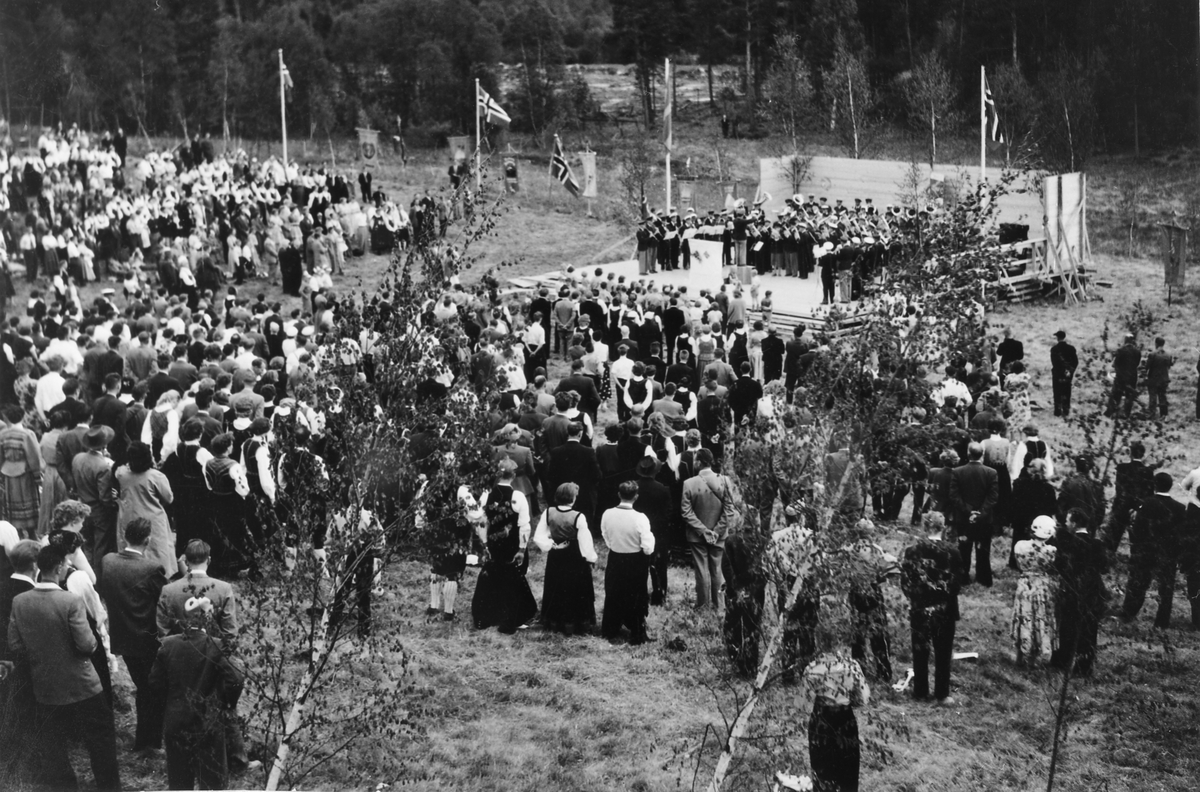 Stevne Noreges Ungdomslag på Tynset 1957