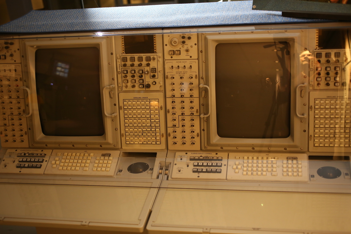 Display konsoll for å vise radrabilde ombord i E-3A/AWACS.