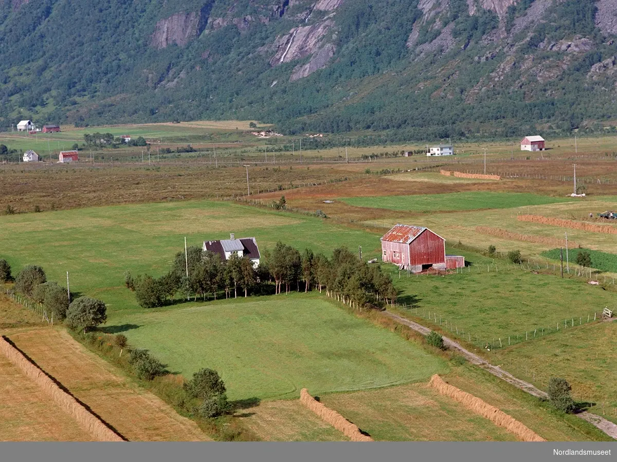 flyfoto av eiendommen Nyheim, eier: Terje Sandvei, Reipå