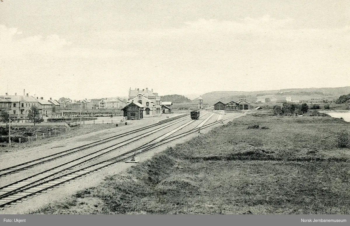 Levanger stasjon, trolig kort tid før åpningen i 1902