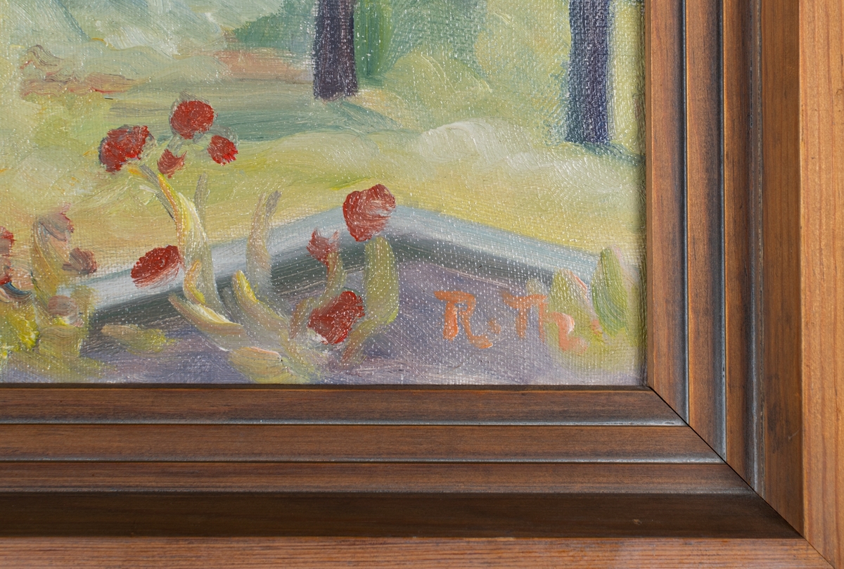 Kyrka i Hadeland, av konstnären benämnd Söfolkskirken. På dukens baksida är följande text målad: Söfolkskirken Hadeland, Rudolph Thygesen födt 19/2 1880, malt 1934.