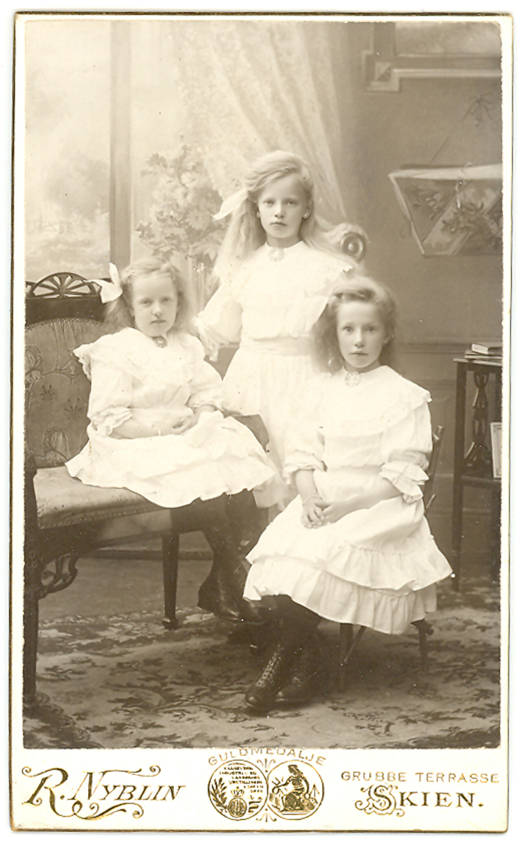 Søstrene Borghild, Åshild og Ingebjørg Sannes