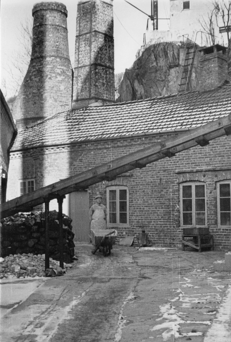 Egersund Fayancefabrikk, februar 1944.