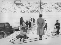 Iskjøring på Slettebøvatnet, vinteren 1952-1953.