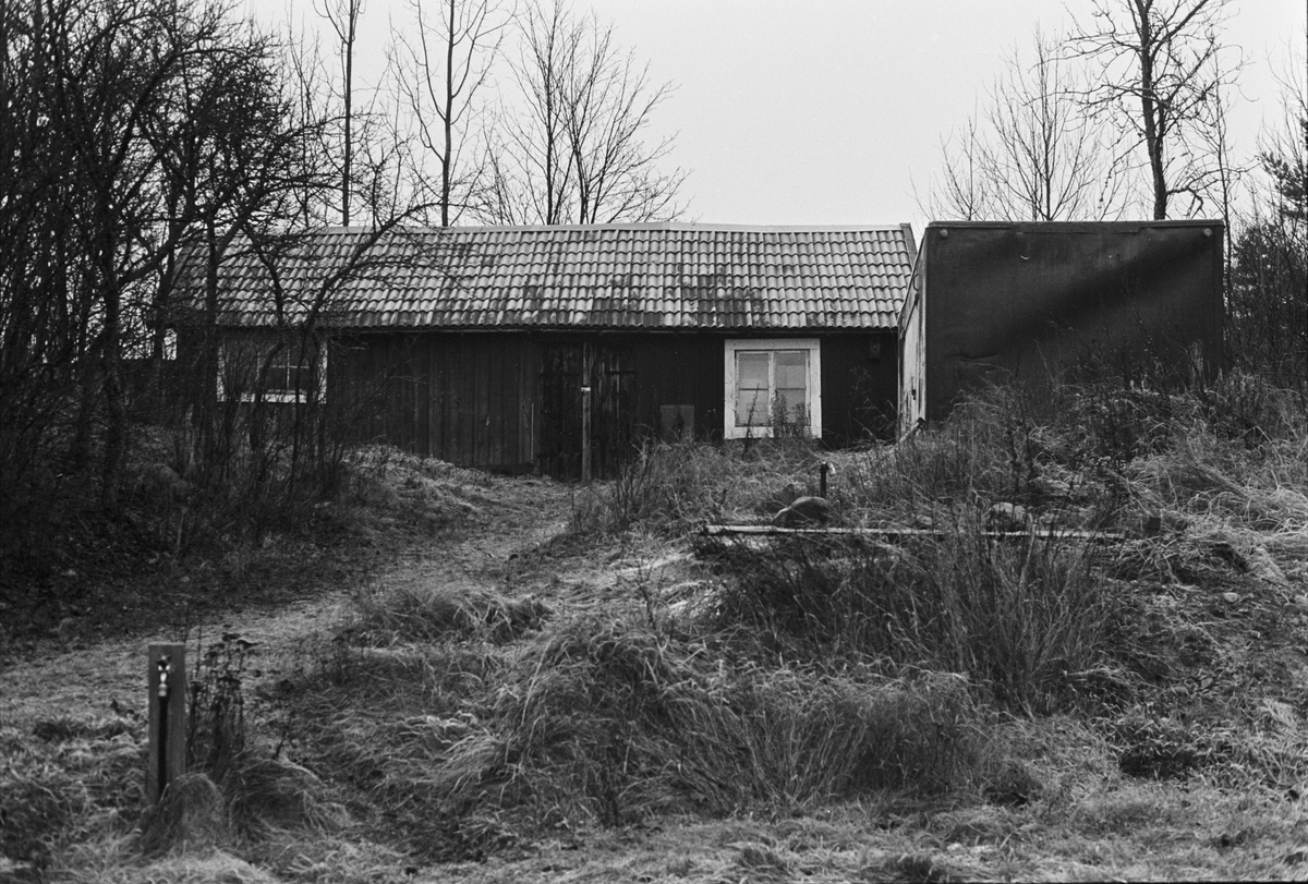 Uthus, Lörsta 1:5-1:6, Sandberget, Uppsala-Näs socken, Uppland 1984
