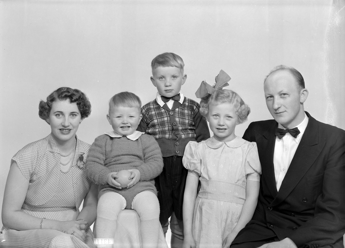Arnold Nilsen med familie