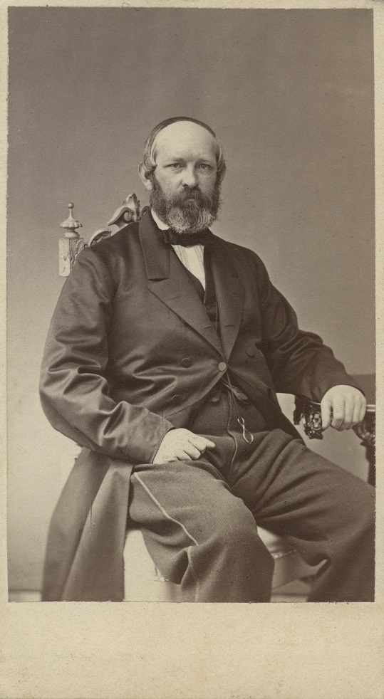 Herman Fredrik Casparsson, född 1819-09-01 i Stockholm, död 1893-08-08 i Dingtuna. Kapten.
