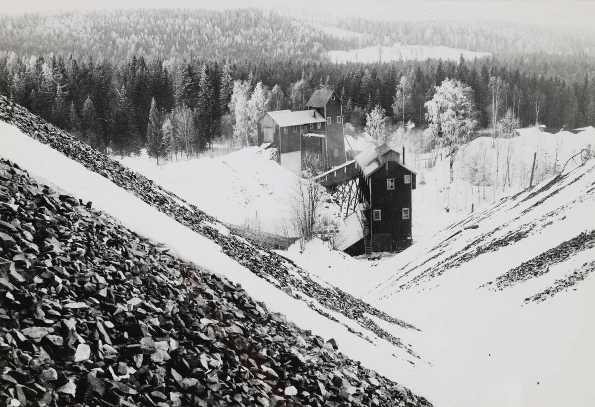 Ösjöbergs gruvor. 
Fotot taget ca 1962.