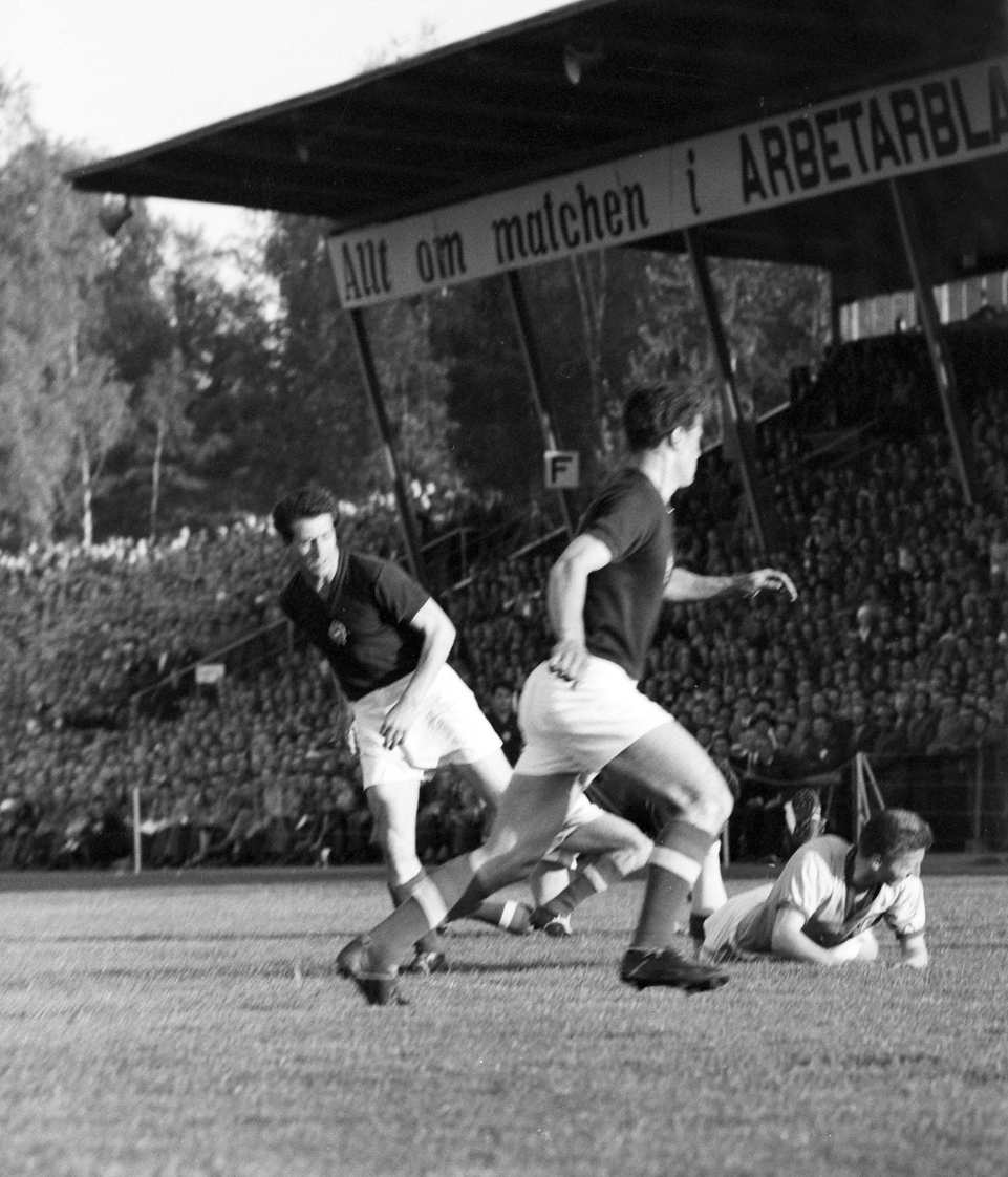VM i fotboll i Sandviken 1958. Ungern möter Wales på Jernvallen den 8 juni.