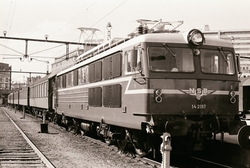 Elektrisk lokomotiv El 14 nr. 2187 på Oslo Vestbanestasjon