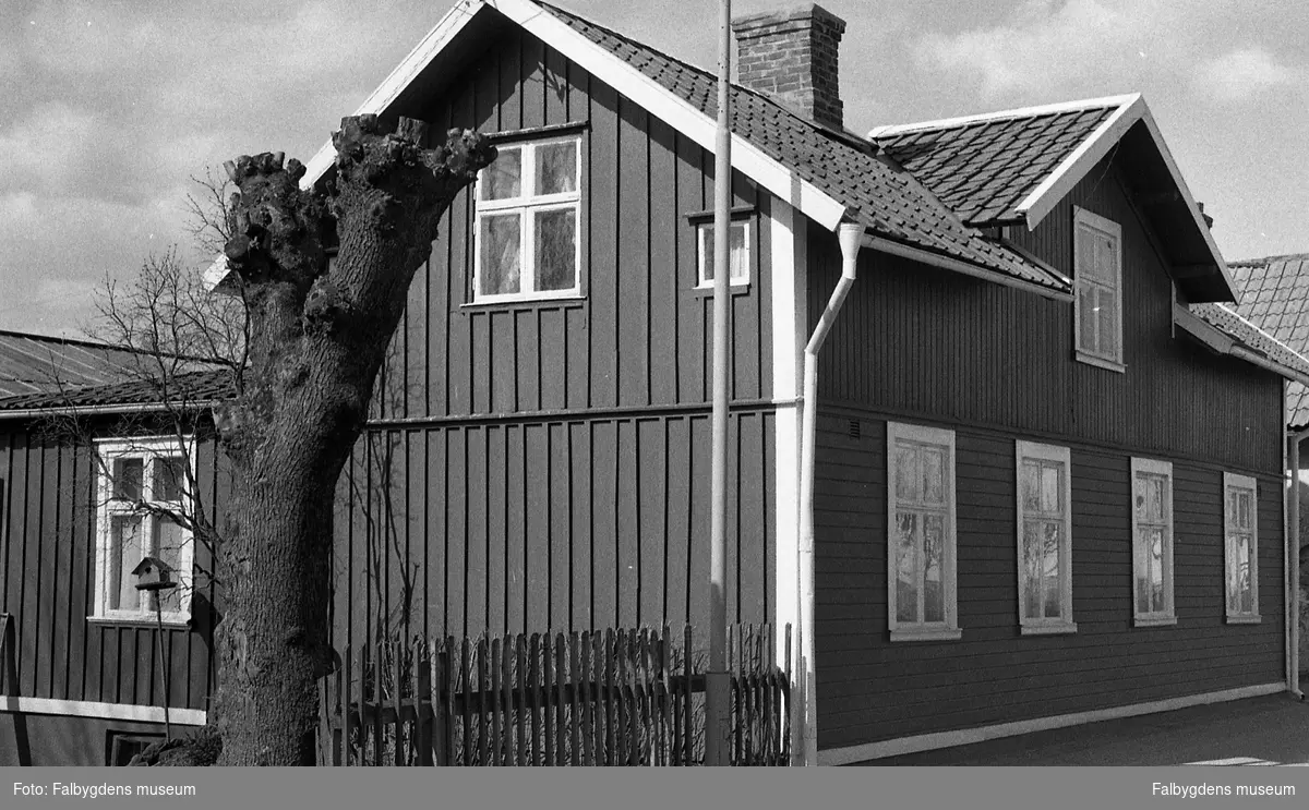 Byggnadsinventering 1972. Kopparslagaren 12. Bostadshus vid Gärdesgatan.