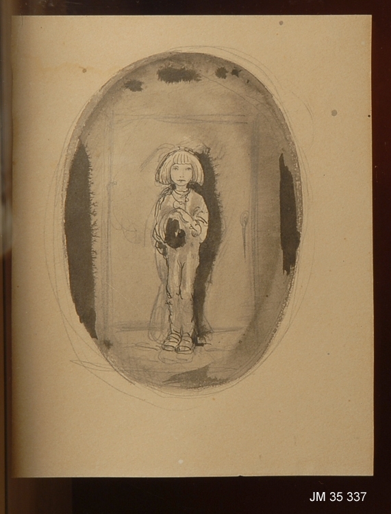 I en stående oval ses en pojke stående framför en dörr med ett bylte i famnen. Pojken tittar på betraktaren.