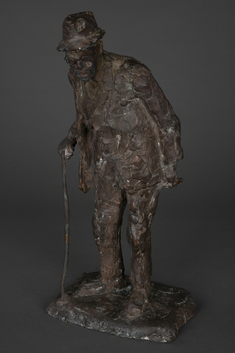 Skomaker Aakre [Bronseskulptur]