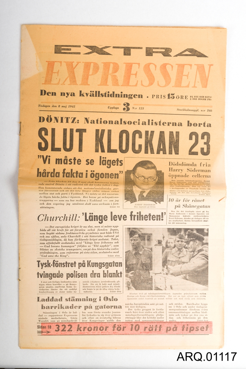 Den svenske avisen Expressen fra tirsdag 8. mai 1945. Upplag 3 Nr. 123.
Artikler som omhandler utlandet.
