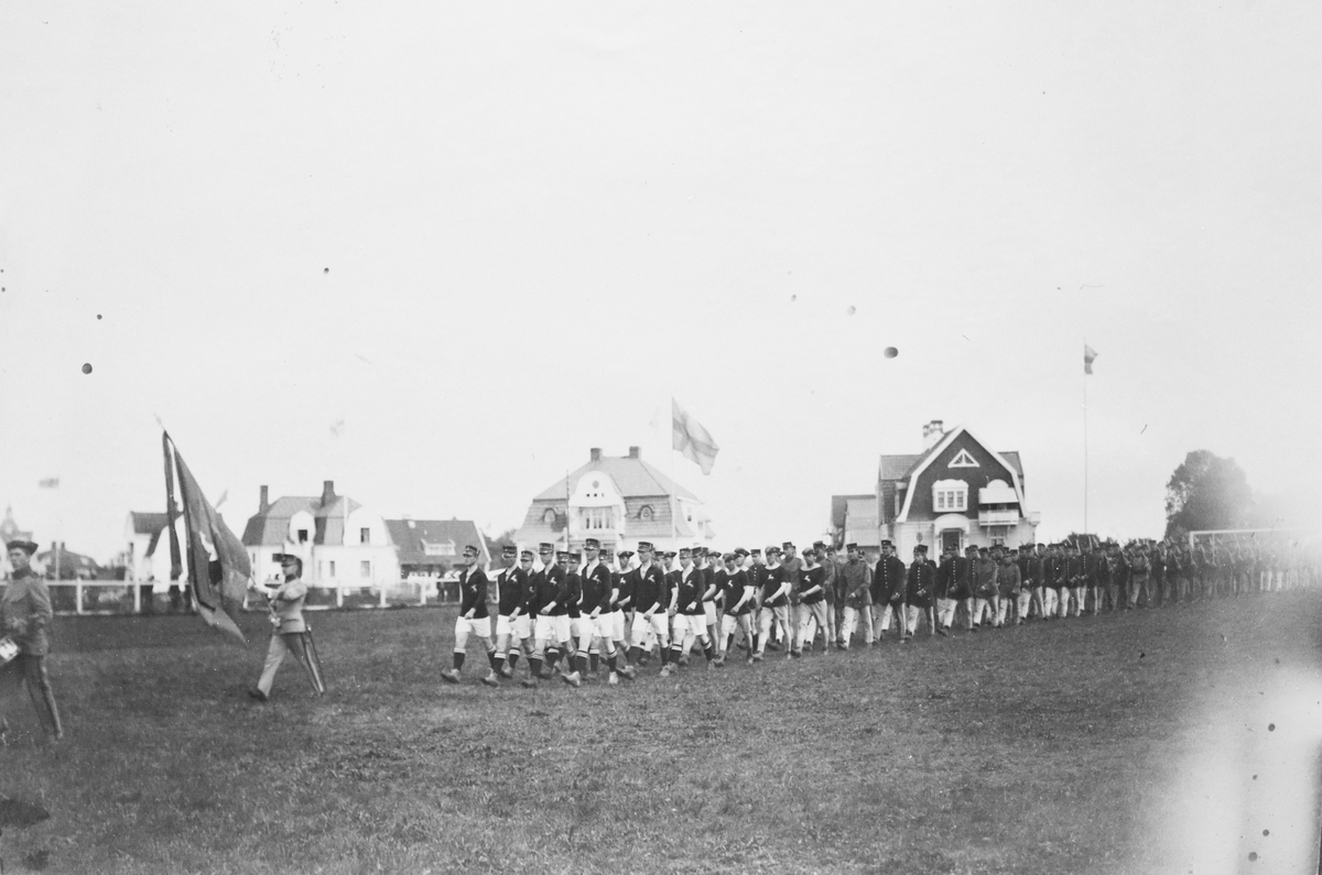 Invigning av Hälsinge regementets idrottsplan 1917.