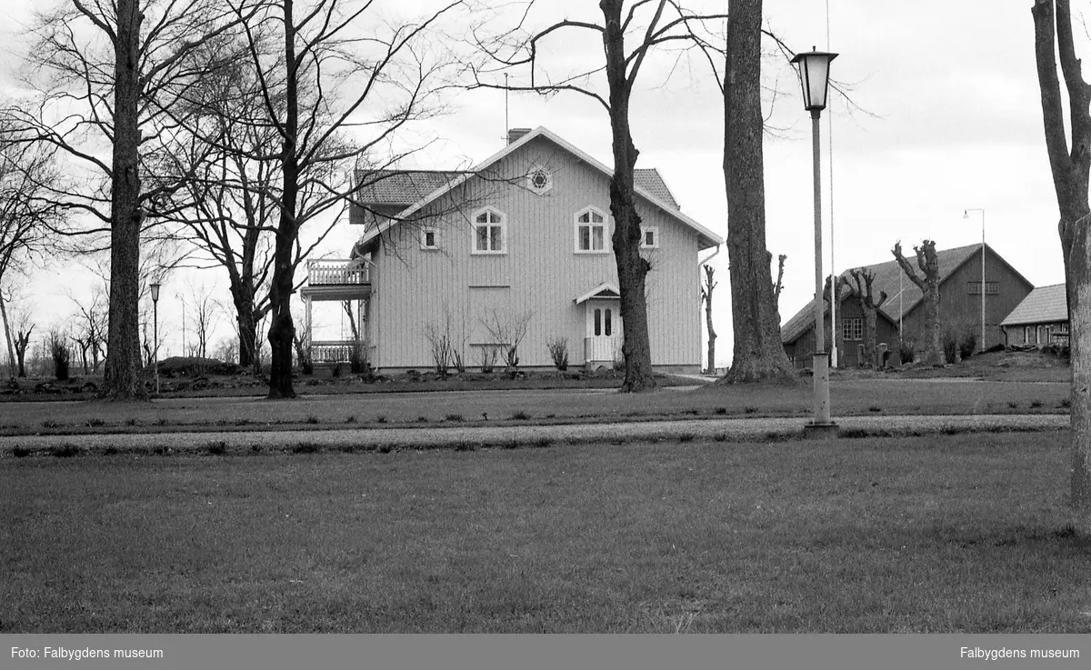 Byggnadsinventering 1972. . Stä 129, Prästgården. Norra gaveln.