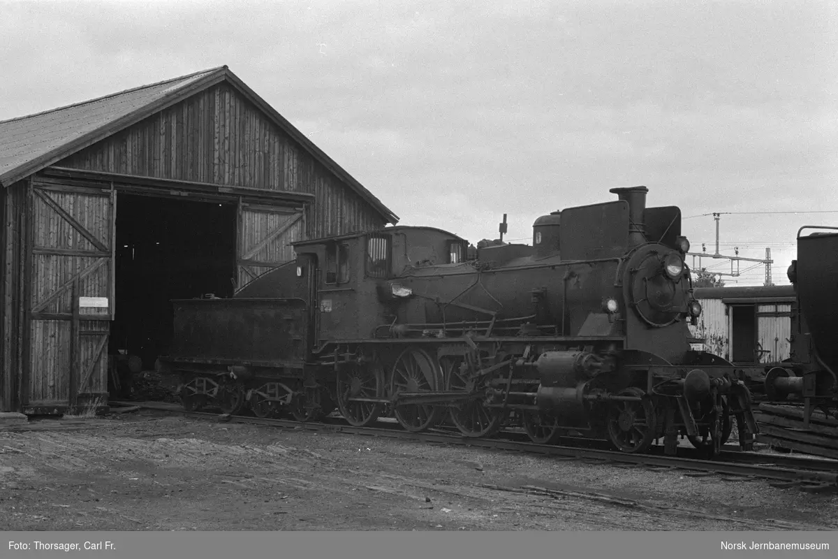 Utrangert damplokomotiv 27a 234 på Marienborg verksted