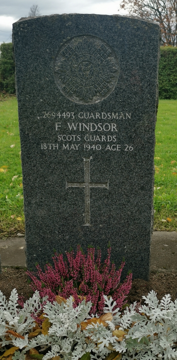 Francis Windsor (d. 1940). Britisk krigsgrav på Mo kirkegård, Mo i Rana.
