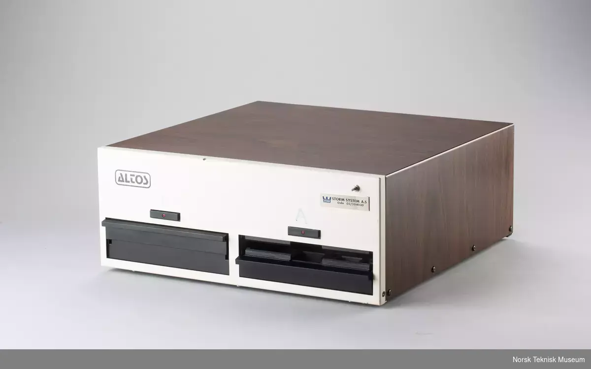 Desktop kabinett, liggende, brun pallisanderdekor på kasse, beige front med to diskettstasjoner