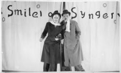 To skuespillere på SIF-revyen i Salangen, 1947.