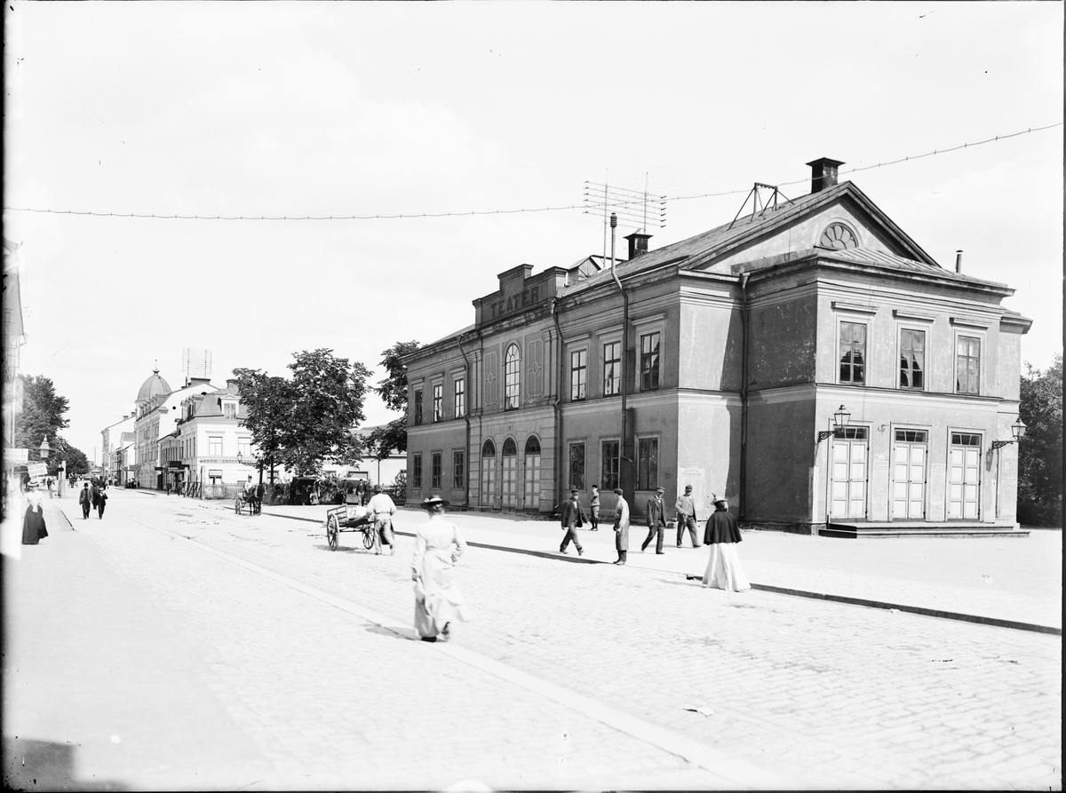 Uppsala gamla teater, Chateau Barowiak, Vaksalagatan, Uppland
