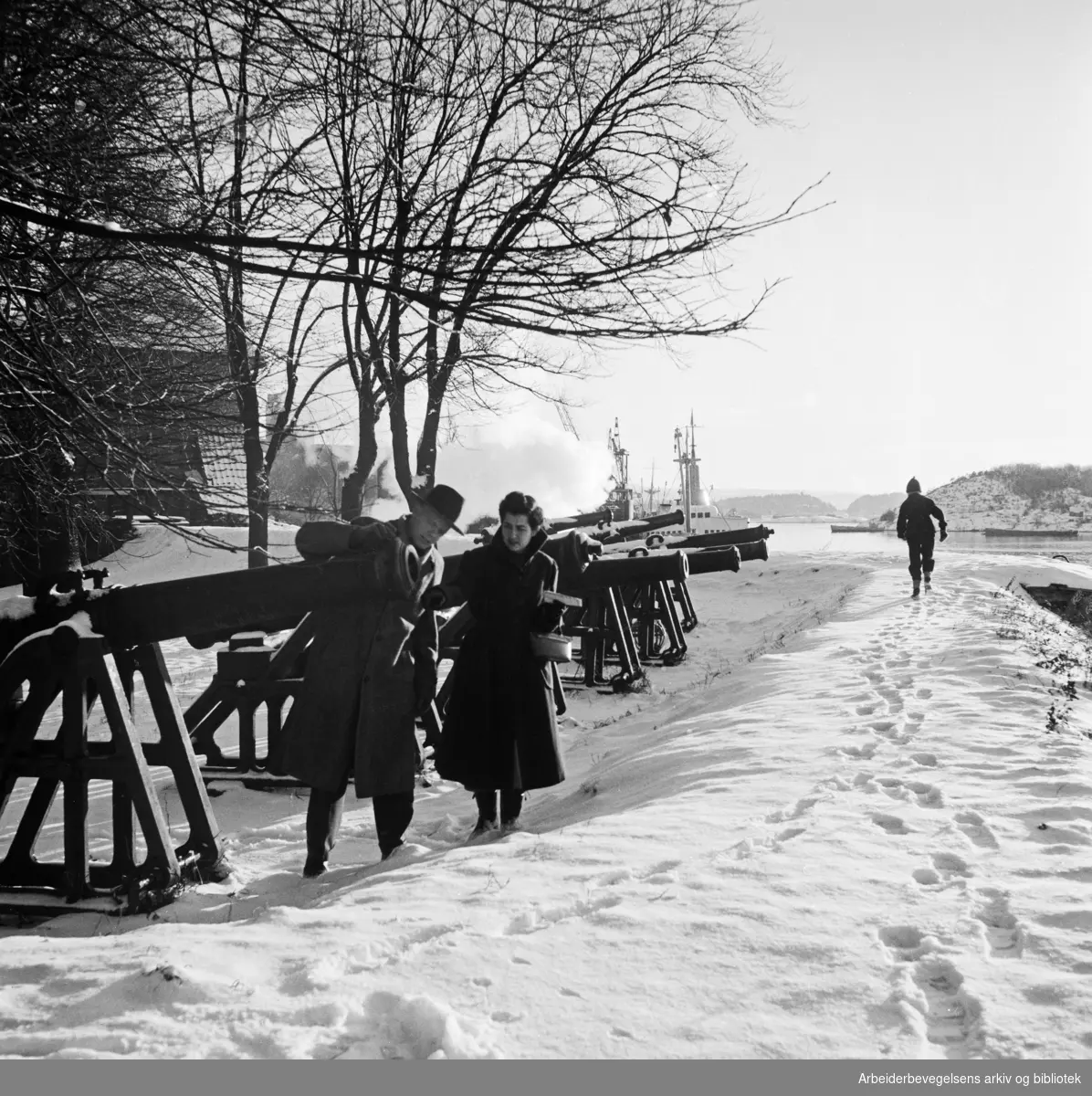 Vinter på Akershus festning. Mars 1954.
