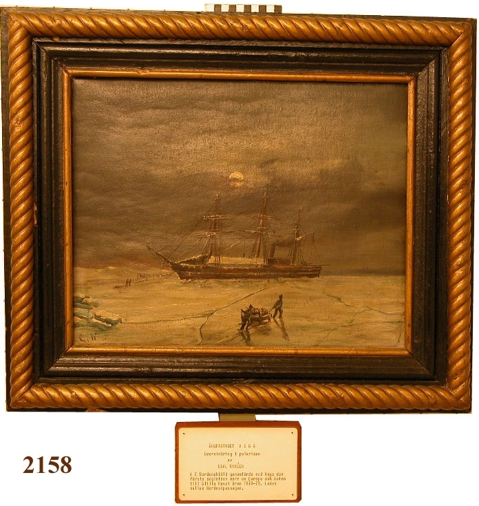 Oljemålning av ångfartyget Vega i polarisen övervintring Pitlekaj. Signerad C.W.

Ramen i form av en tross samt bronserad.