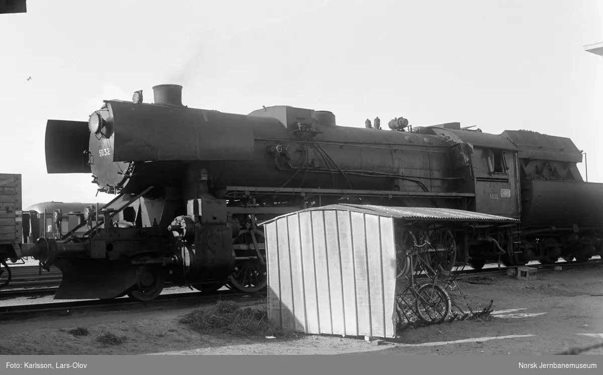Damplokomotiv 63a nr. 5032 på Trondheim stasjon