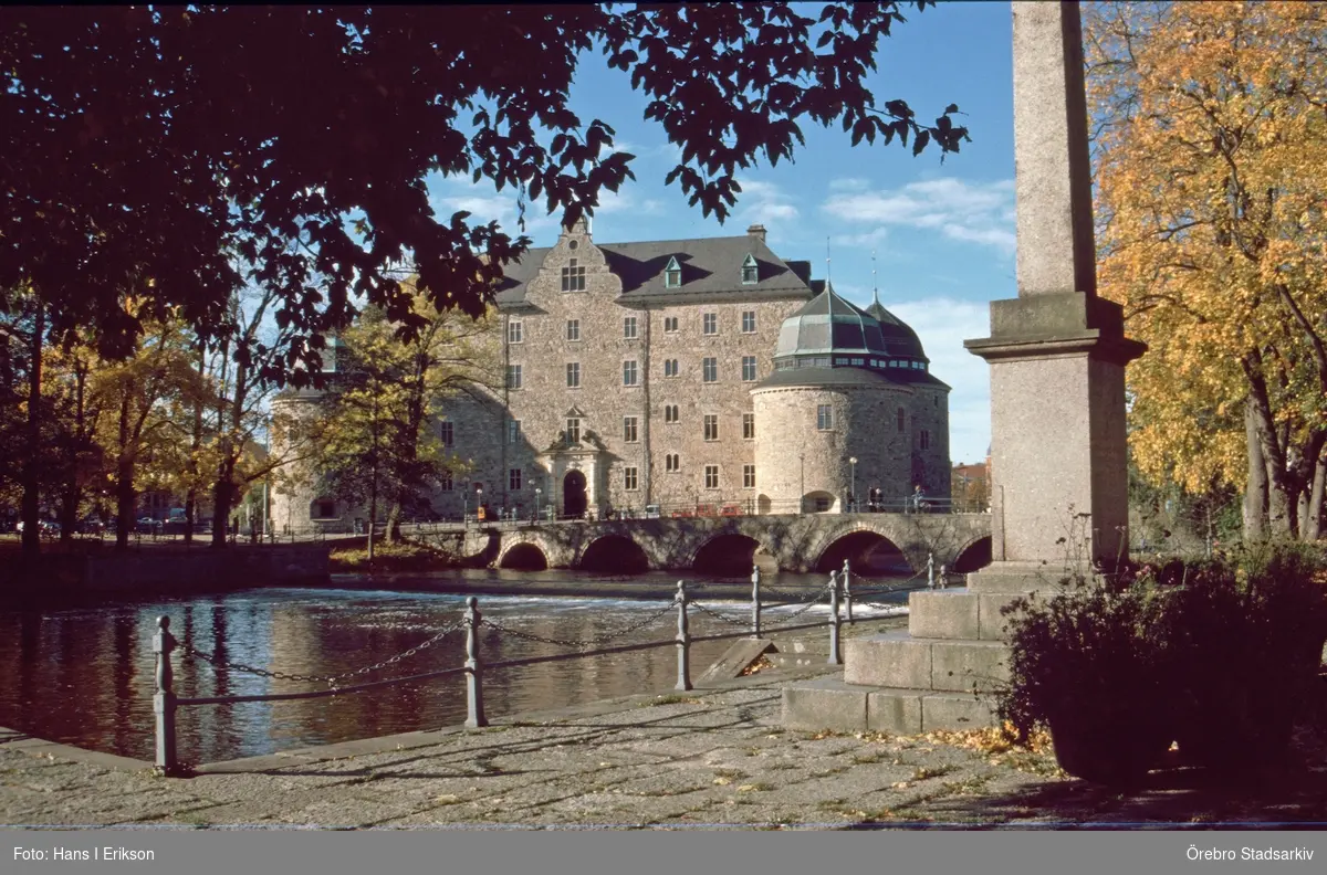 Östra sidan av Örebro slott