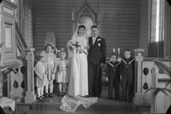 Bryllupet til Ellinor Berg f.08.10.1918 d.04.12.2003 og Palm
