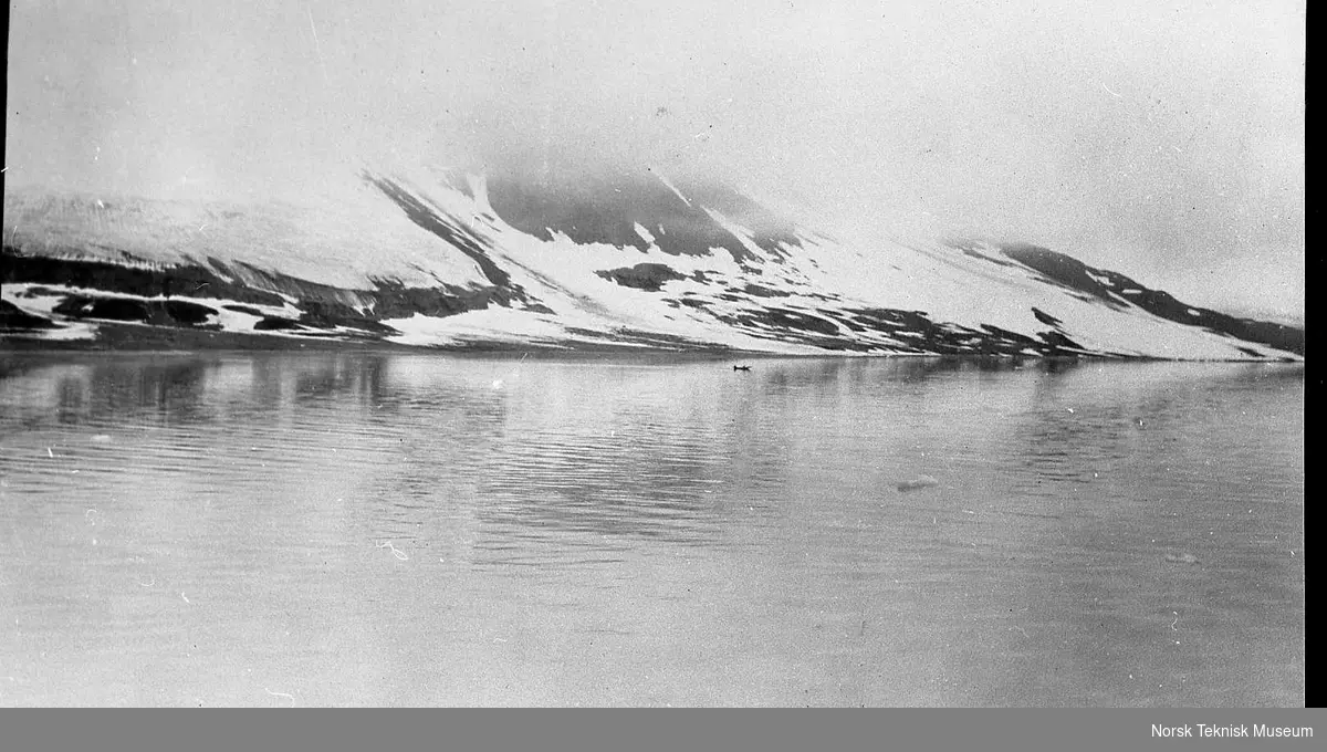 Safe Harbour, Spitsbergen : telegrafidirektør Thomas Thomassen Heftyes (1860-1921) reise til Svalbard og Ingø i 1911