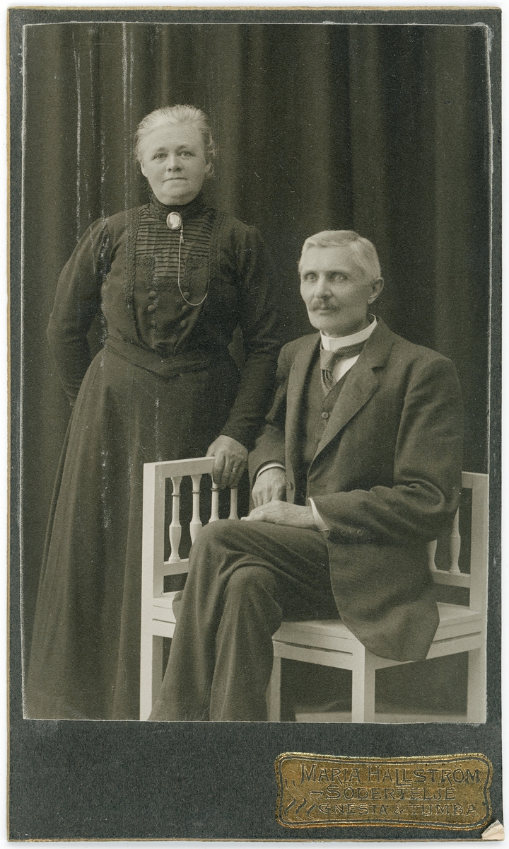Kabinettsfotografi - kvinna och man, Södertälje
