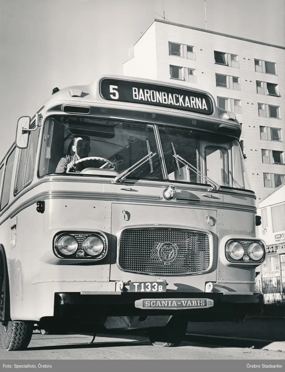 Buss 5 i Baronbackarna
