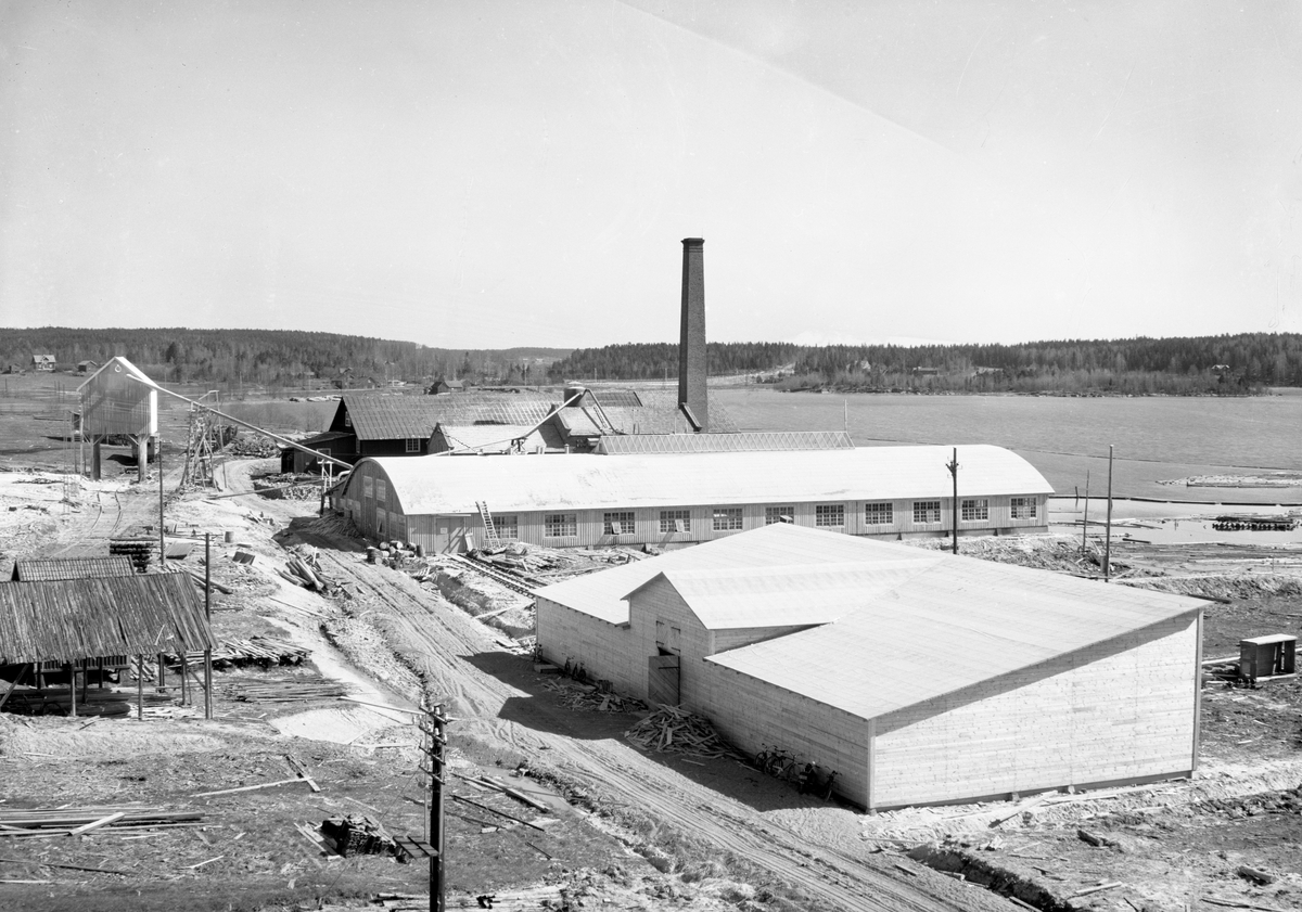 En serie bilder tagna hos Scandia Plywood i Skattkärr år 1936.