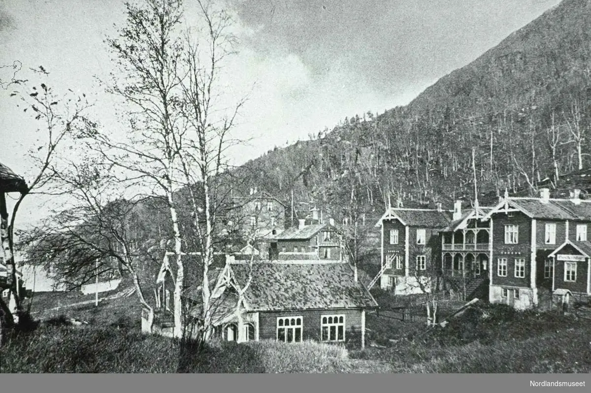 Furulund. 
Sentrum ca 1900. 

Foto Ukjent.