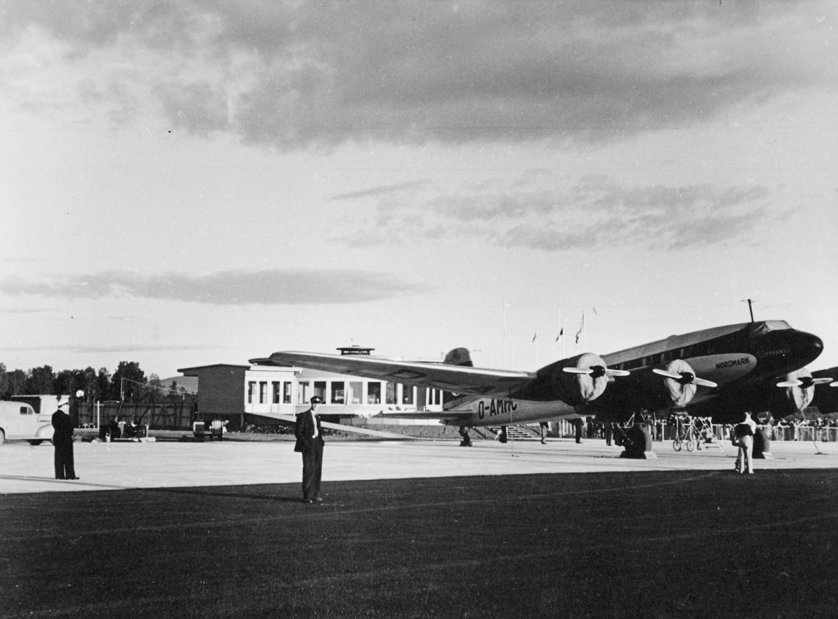 transport, fly, Focke-Wulf 200 Condor, eksteriør, Fornebu, på bakken, menn