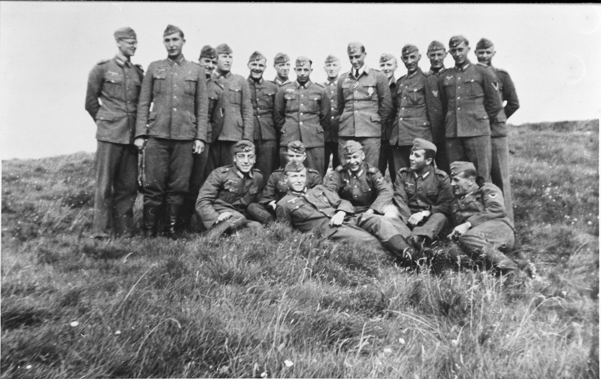 Gruppebilde tyske soldater, Tarva