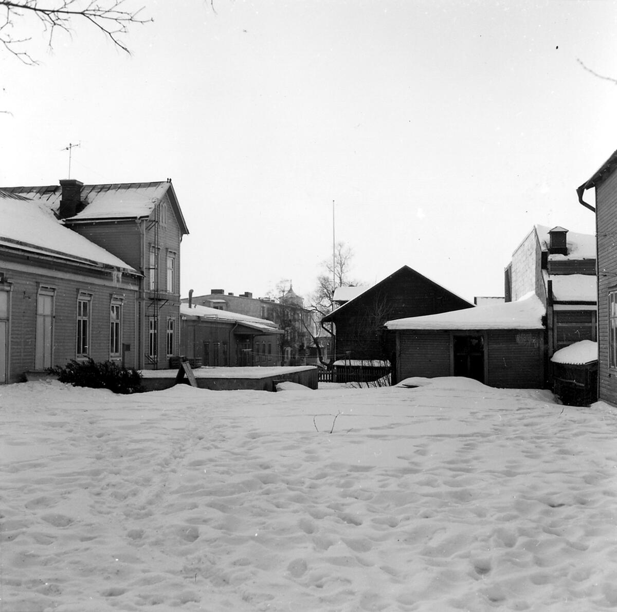 "Brännaborg", foto från Eriksbergsgränd, mot S.