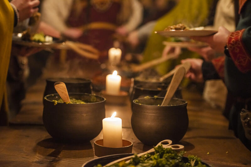 Midgard vikingsenter inviterer til åpent julebord i Gildehallen (Foto/Photo)