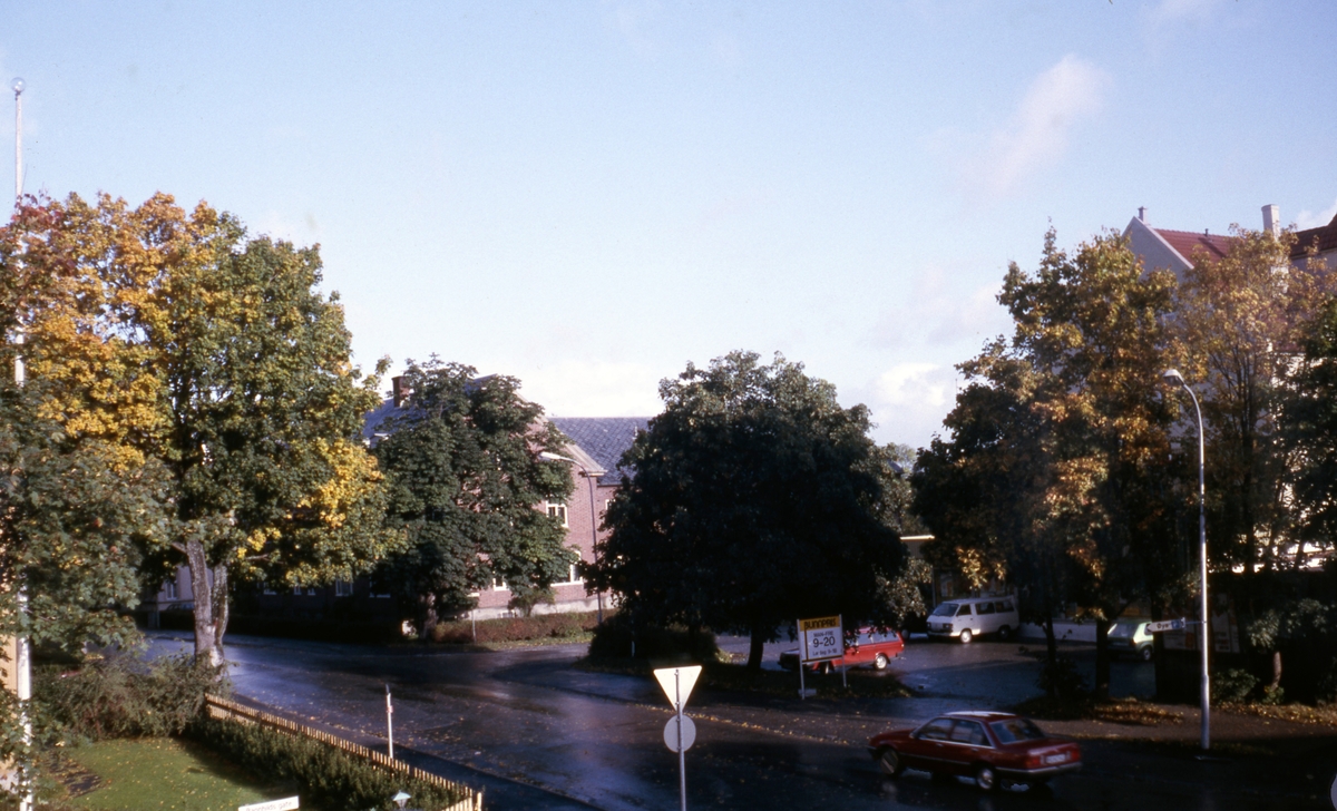 Utsikt fra Ragnhilds gate 1A mot Klostergata og Trondheim Døveforening