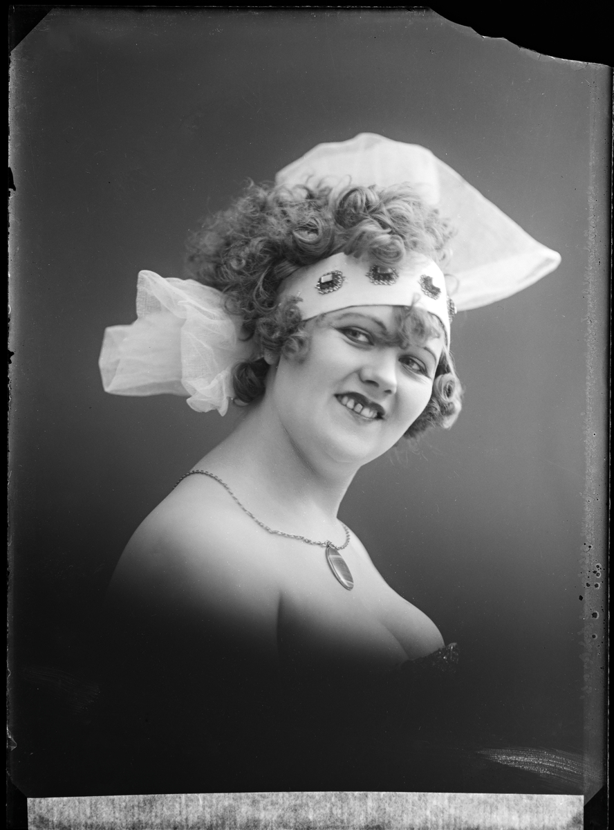 Innskr. på negativkonvolutt: "Fru Johnsen" - 1922