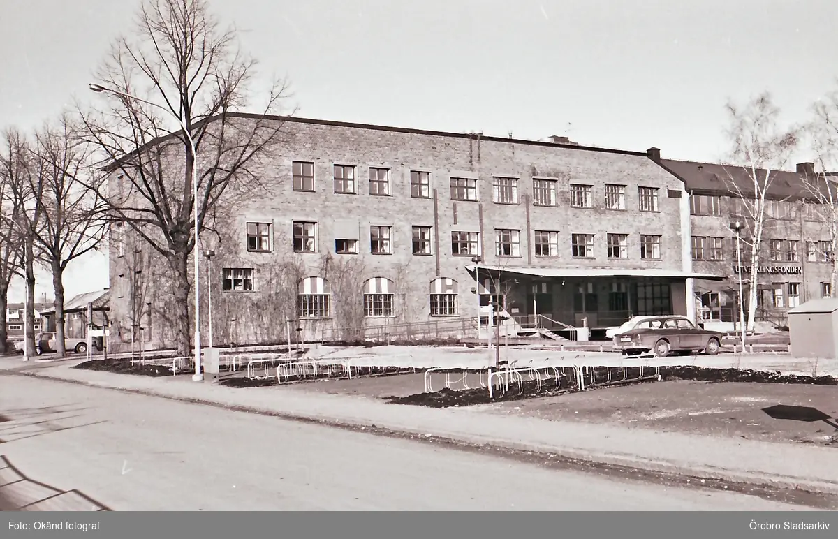 Utvecklingsfonden i gamla kexfabriken, Ribbingsgatan 1-9, 1980-tal ...