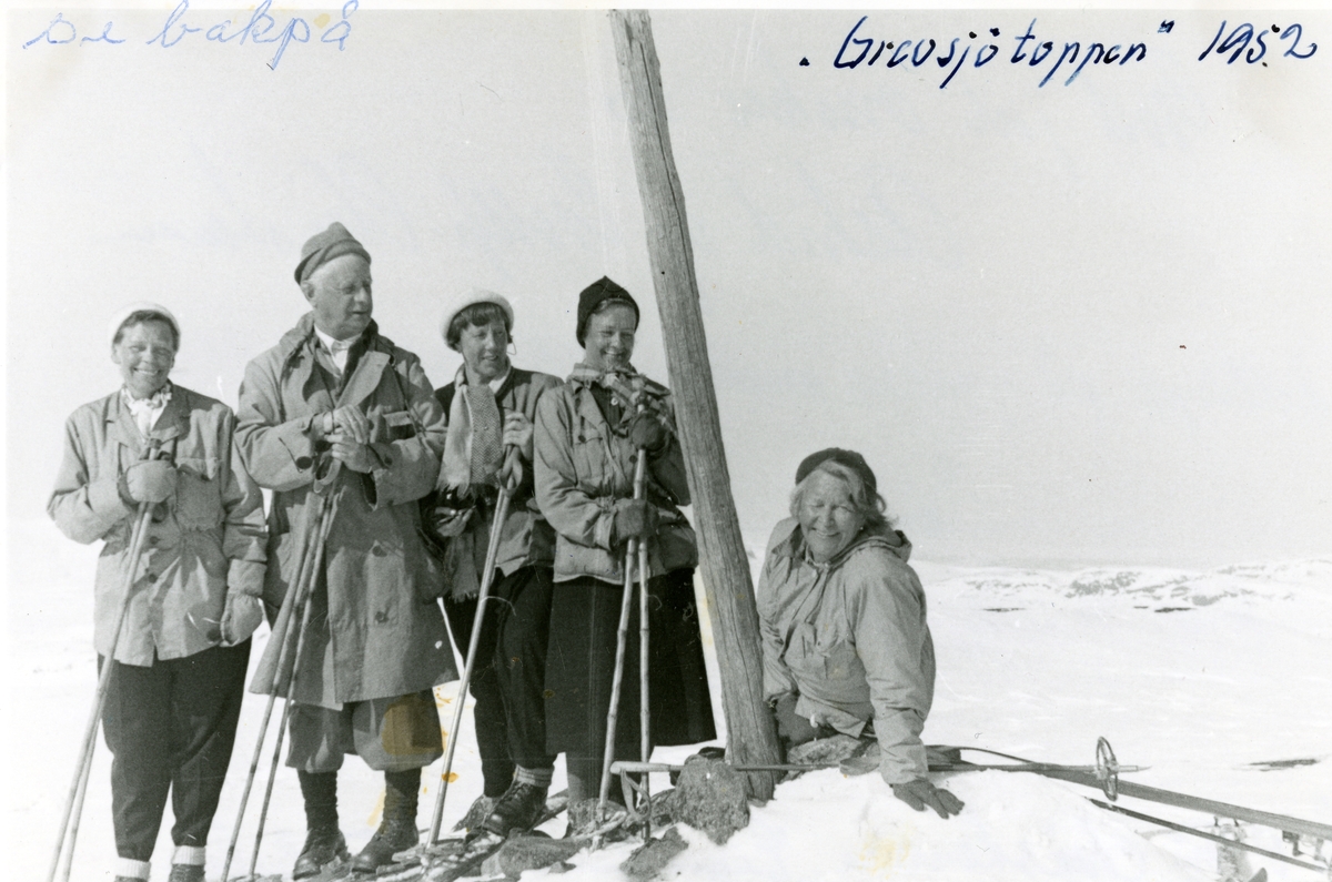 Skitur på Grevsjøtoppen i Gol, 1952