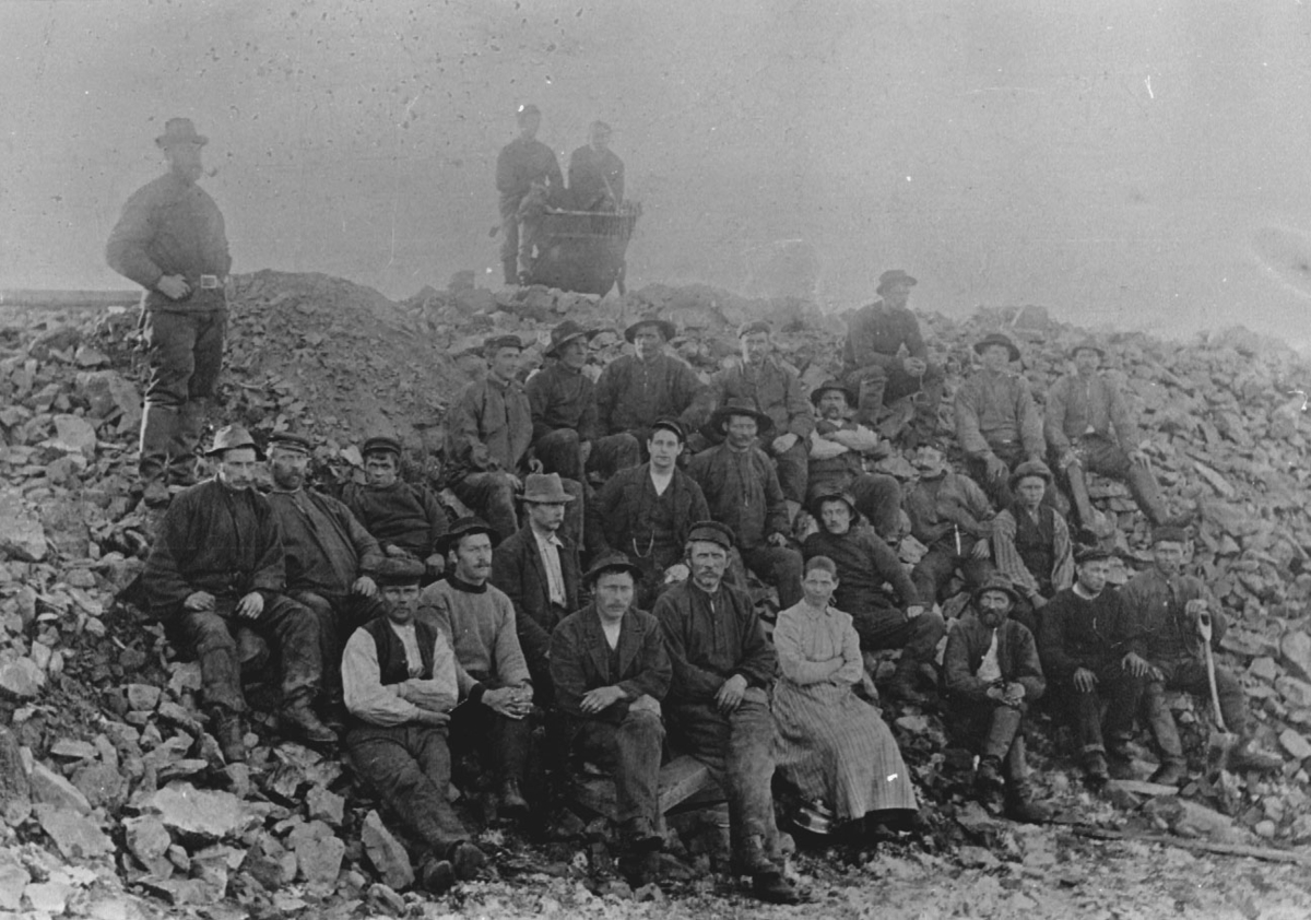 Arbeidere på jernbanebygging, ca. 1900.