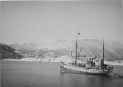 M/K "BAUTA" fra Grovfjord.