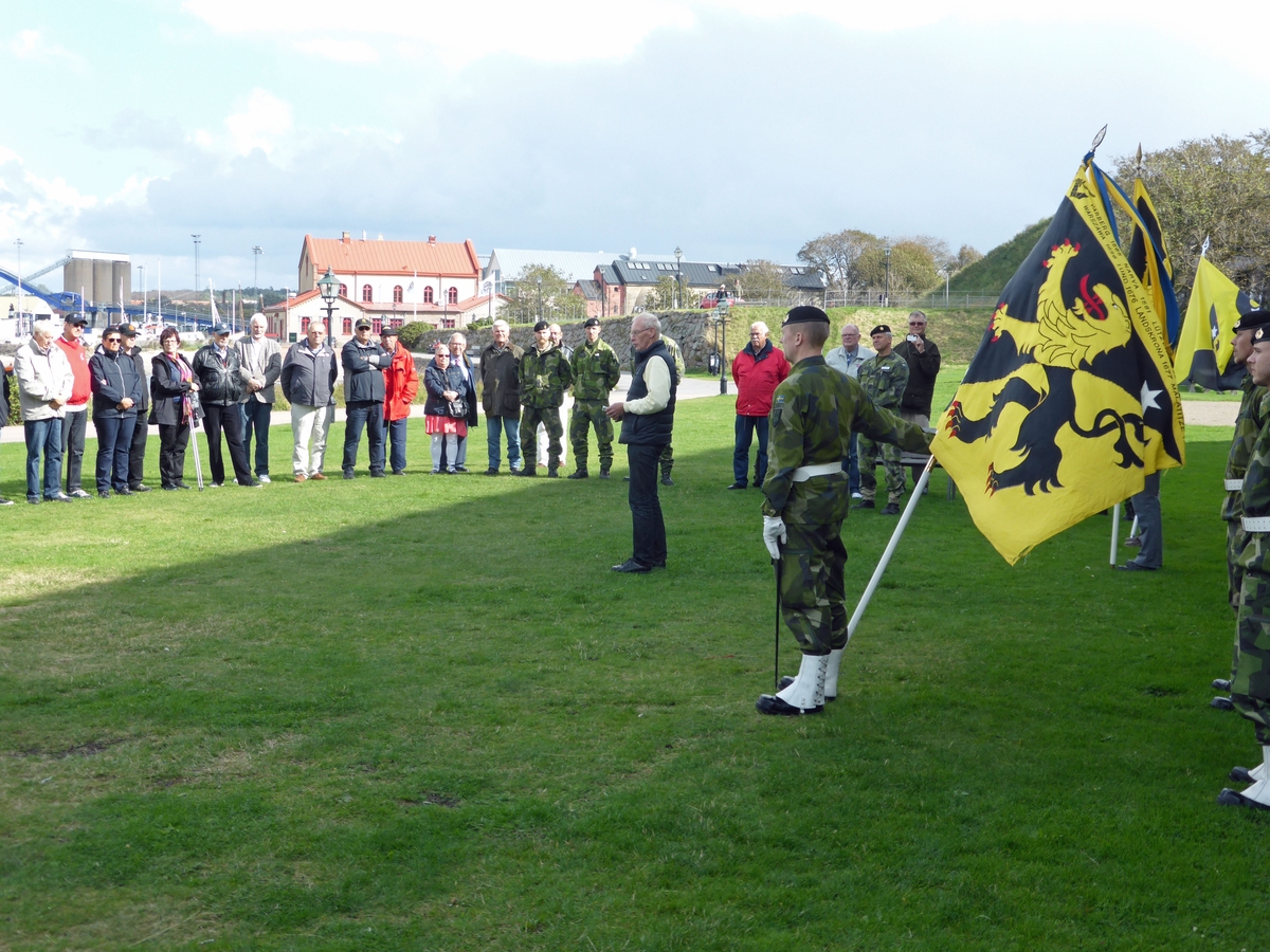 Skaraborgs regemente högtidlighåller 400-årsminnet av slaget vid Varberg 1615 vid en ceremoni 2015-09-15. Gunnar Ivarsson berättar om slaget.