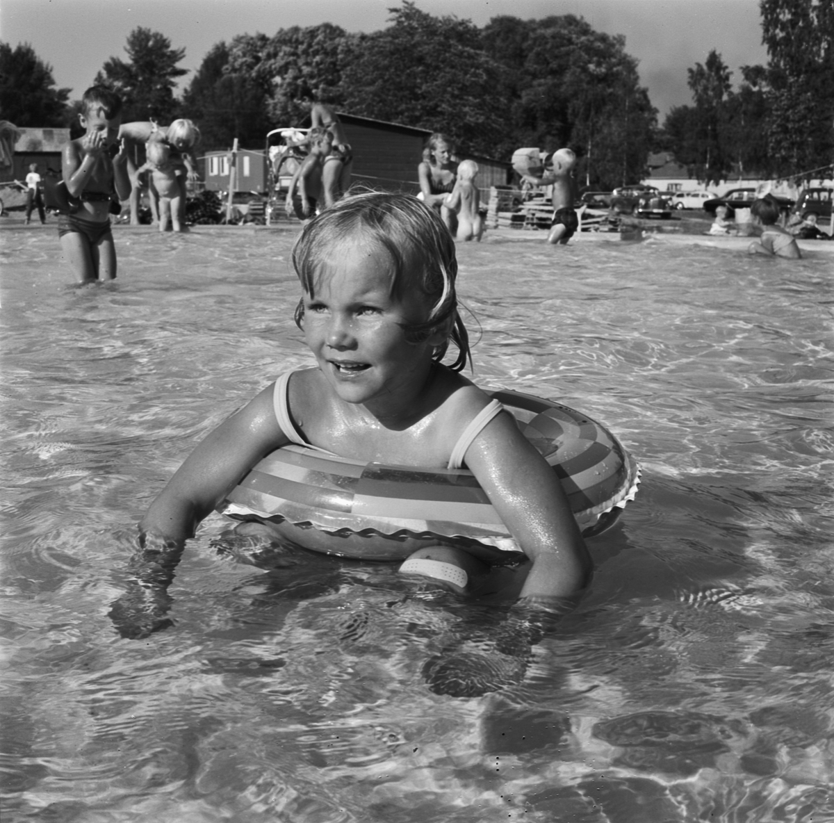 Badet i Söderfors, Uppland 1969
