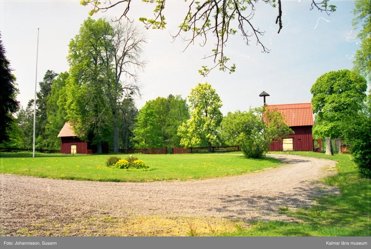 Hägerums gård, två magasin. - Kalmar läns museum / DigitaltMuseum